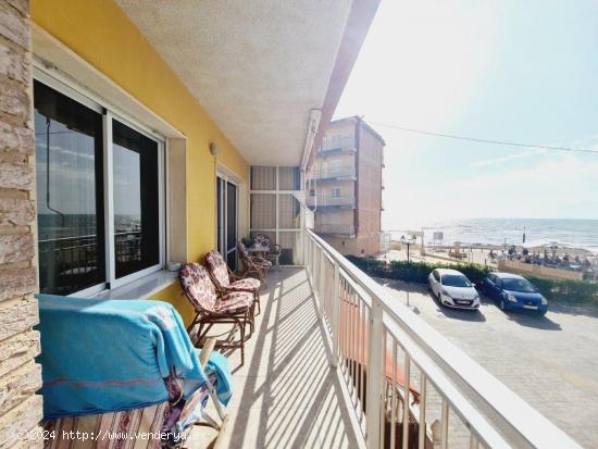 Bonito apartamento con vistas al mar  en la Mata (Torrevieja ) - ALICANTE