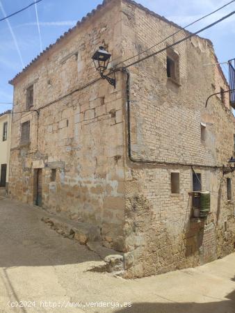  GRAN CASA DE PUEBLO A REFORMAR EN MAZALEON (TERUEL) - TERUEL 