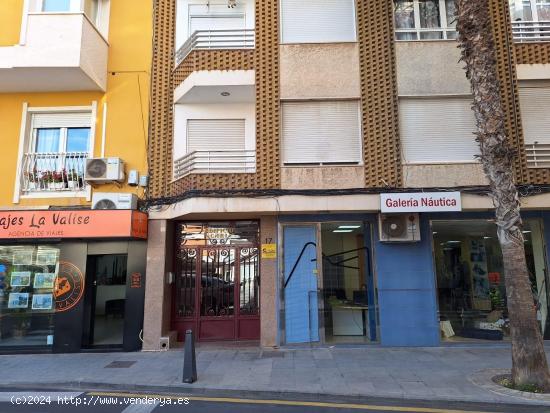 SE VENDE APARTAMENTO REFORMADO DE 2 D EN EL CENTRO DE TORREVIEJA EN LA PLAZA MIGUEL HERNANDEZ - ALIC