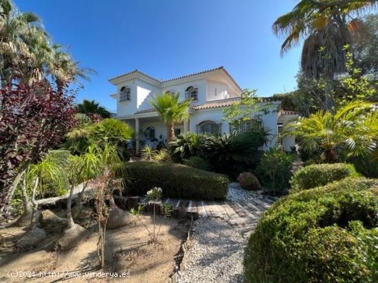  Villa Fabulosa con vista al campo de golf - CADIZ 