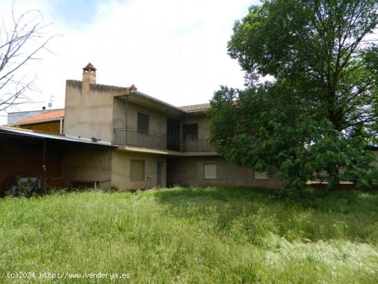 CASA CON TERRENO EN CALLE  LOPE DE VEGA 12 - CIUDAD REAL