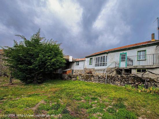 Casona de Pueblo en A TEIXEIRA, un paraíso por descubrir en plena RIBEIRA SACRA. - ORENSE