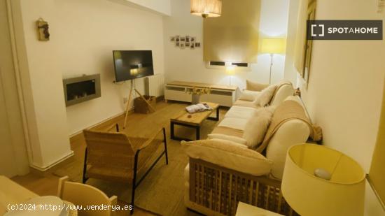 Apartamento completo de 3 dormitorios en Granada - GRANADA