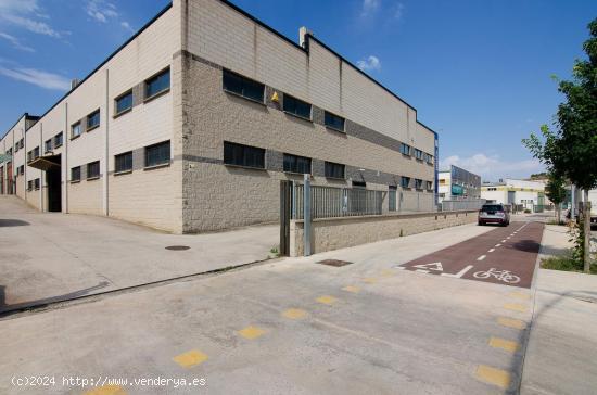 NAVE EN VENTA EN EL POLIGONO INDUSTRIAL LES COMES  IGUALADA - BARCELONA