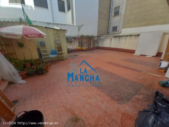 INMOBILIARIA LA MANCHA VENDE PISO CON PATIO Y TRASTERO EN ZONA FRANCISCANOS. - ALBACETE