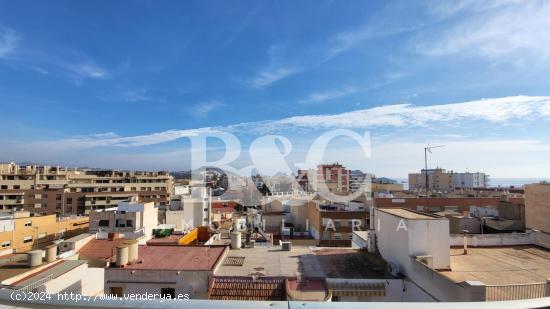 PISO JUNTO AL PASEO DE LAS DELICIAS - MURCIA