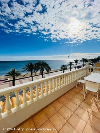 PRECIOSO PISO EN PRIMEA LÍNEA DE LA PLAYA DEL CAMPELLO. - ALICANTE