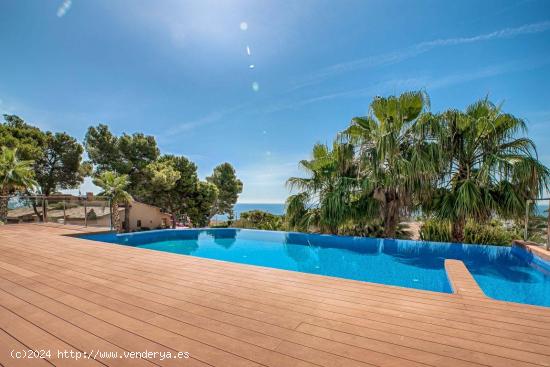 Villa de alta calidad con orientación sur y vistas panorámicas al mar - ALICANTE