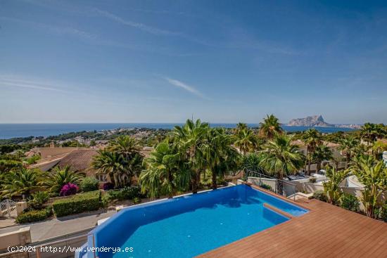 Villa de alta calidad con orientación sur y vistas panorámicas al mar - ALICANTE