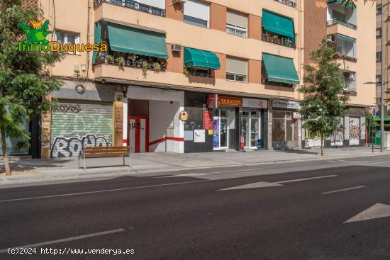 Plaza de aparcamiento en Arabial - GRANADA