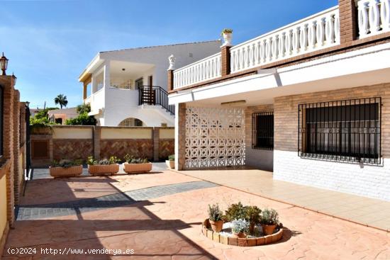 Chalet en venta en Bahía - MURCIA