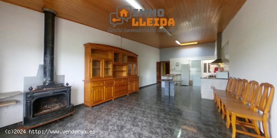 Unifamiliar adosada en venta  en Maials - Lleida