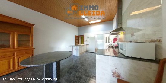 Unifamiliar adosada en venta  en Maials - Lleida