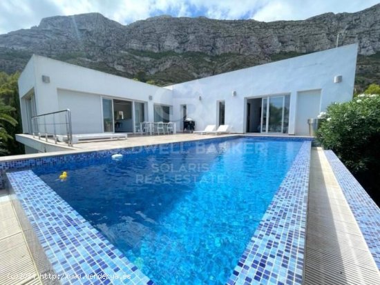 Casa-Chalet en Venta en Denia Alicante