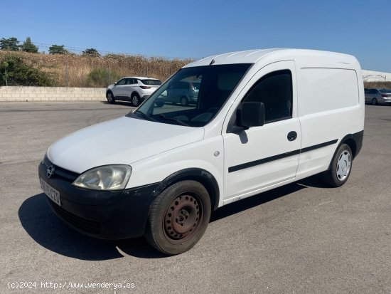 Opel Combo 1.7 DTI 75cv - Cabanillas del Campo