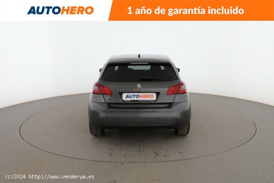 Peugeot 308 1.2 PureTech Allure - 