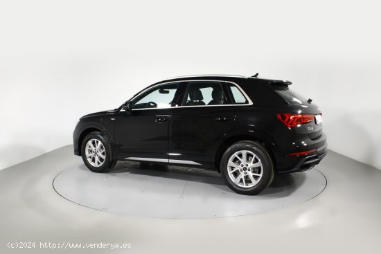 Audi Q3 AUDI Q3 45 TFSIe S line S-tronic - 