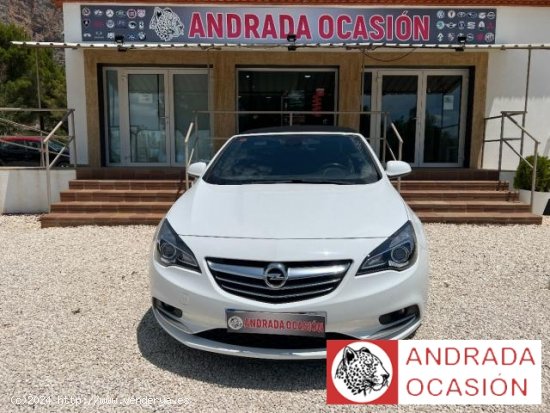 OPEL Cascada en venta en XÃ bia (Alicante) - XÃ bia