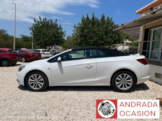 OPEL Cascada en venta en XÃ bia (Alicante) - XÃ bia