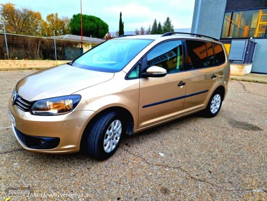 Volkswagen Touran Este es el mejor coche que puedes ver de 2014 con 385.000 Km por 7.500 EUR. en Mad