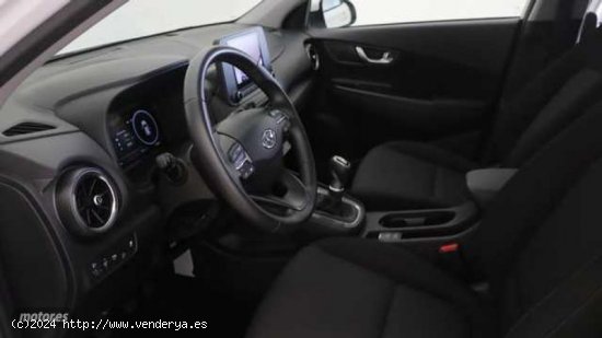 Hyundai Kona 1.0 TGDI Maxx 4x2 de 2023 con 13.272 Km por 21.500 EUR. en Asturias