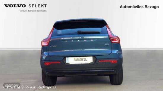 Volvo XC40 XC40 Plus, B3 mild hybrid, Gasolina, Dark de 2023 con 31.021 Km por 37.400 EUR. en Salama