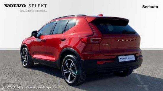 Volvo XC40 XC40 Plus, B3 mild hybrid, Gasolina, Dark de 2023 con 19.134 Km por 38.400 EUR. en Murcia