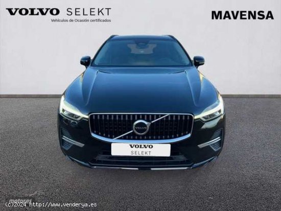 Volvo XC 60 XC60 Essential, B4 (diesel), Diesel de 2022 con 18.176 Km por 41.500 EUR. en Badajoz