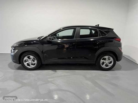 Hyundai Kona 1.0 TGDI Klass 4x2 de 2023 con 24.080 Km por 22.900 EUR. en Badajoz