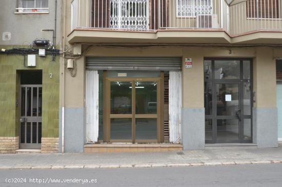 Local comercial de alquiler situado en el centro de Vilanova - BARCELONA