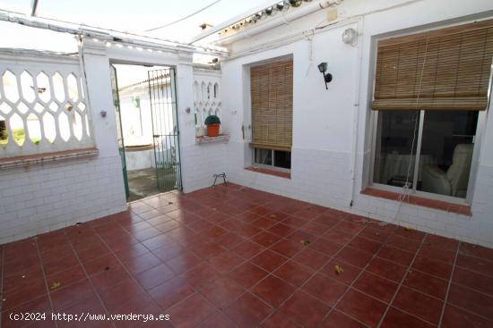 Casa céntrica en Puebla de la Calzada, con salida a dos calles. - BADAJOZ