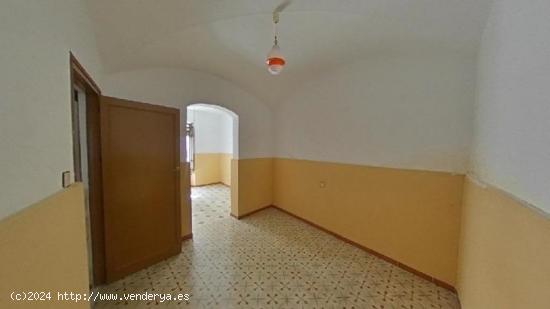  CASA ADOSADA EN VENTA EN ARROYO DE LA LUZ, CÁCERES - CACERES 