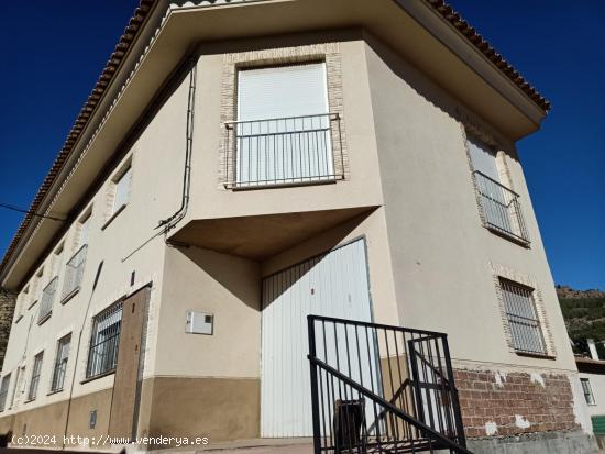  DUPLEX LUMINOSO EN ALHAMA DE MURCIA - MURCIA 