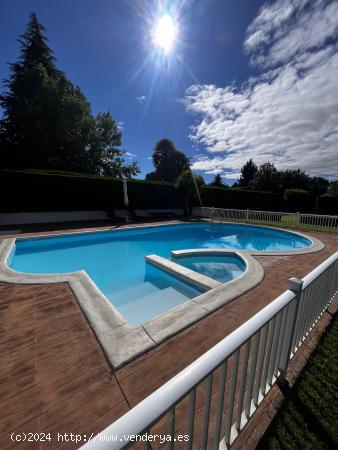  SE VENDE FINCA DE RECREO EN CACABELOS (El Humeral) - LEON 