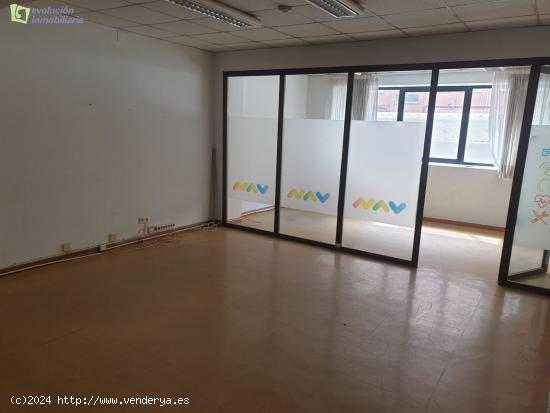 SE VENDE OFICINA EN BURGOS, CENTRICA!!! - BURGOS