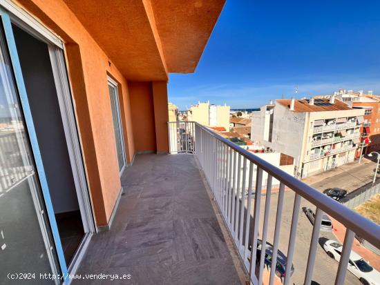 ATICO DUPLEX EN EL GRAO DE GANDIA,  CON VISTA AL MAR CON AMPLIA TERRAZA - VALENCIA