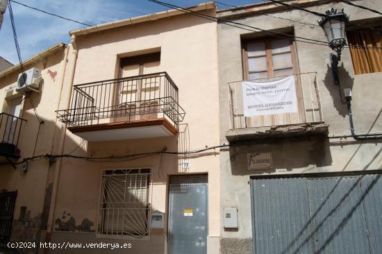  CASA UNIFAMILIAR EN ORIHUELA POR 108.000 EUROS - ALICANTE 