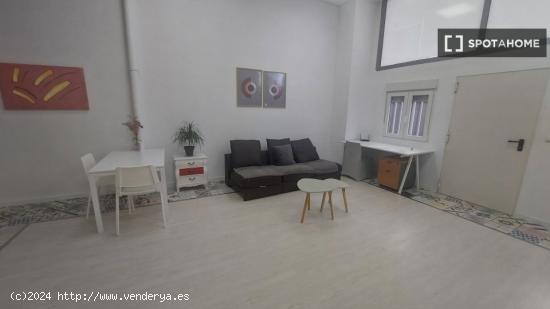 Apartamento entero de 1 dormitorio en Patraix. - VALENCIA