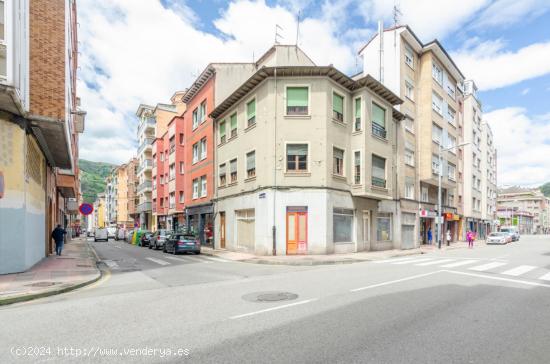 EDIFICIO EN MIERES CENTRO CON 5 PISOS Y 2 BAJOS COMERCIALES - ASTURIAS