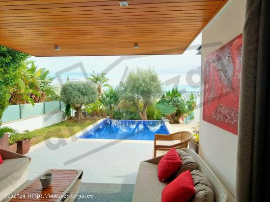 Espectaular Chalet de tres plantas con Vistas panorámicas y piscina privada - BALEARES