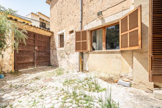 Casa rural con terraza en Alaró. - BALEARES