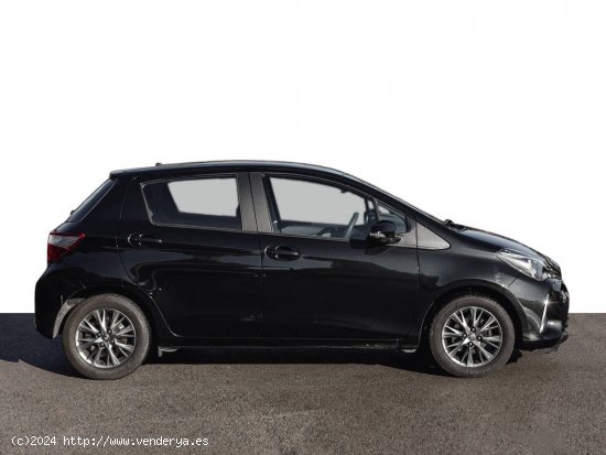 Se Vende TOYOTA Yaris 1.0 70 Active