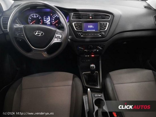 Hyundai i20 1.2 MPI 85CV Essence - 