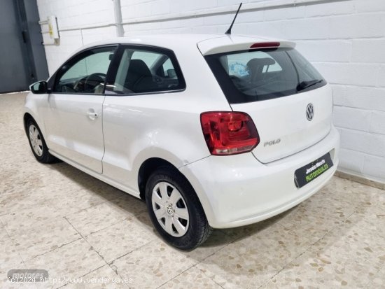 Volkswagen Polo 1.2 advance de 2011 con 98.000 Km por 7.000 EUR. en Sevilla