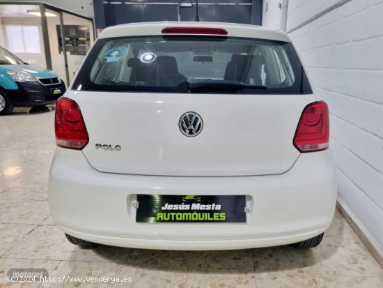 Volkswagen Polo 1.2 advance de 2011 con 98.000 Km por 7.000 EUR. en Sevilla