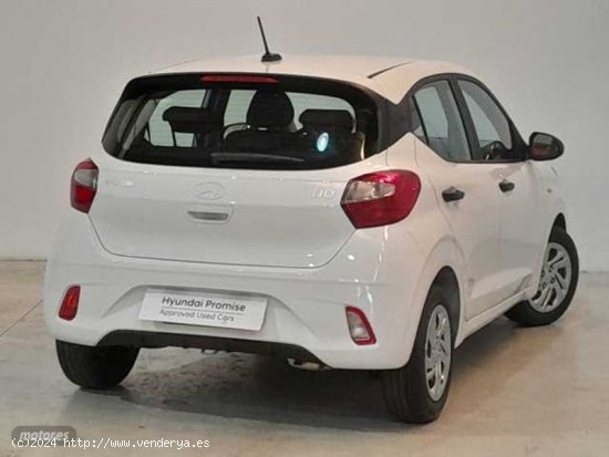 Hyundai i10 1.0 MPI Essence de 2024 con 681 Km por 13.900 EUR. en Valladolid