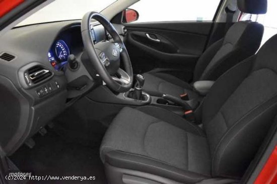 Hyundai i30 1.5 DPI Klass SLX 110 de 2023 con 15.680 Km por 18.900 EUR. en Zaragoza