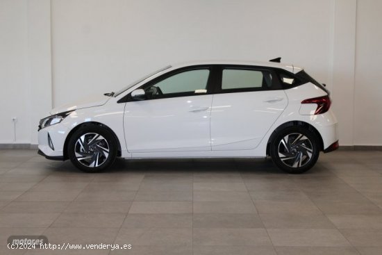 Hyundai i20 1.2 MPI Klass de 2023 con 850 Km por 17.290 EUR. en Cadiz