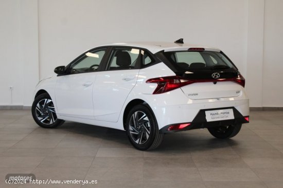 Hyundai i20 1.2 MPI Klass de 2023 con 850 Km por 17.290 EUR. en Cadiz