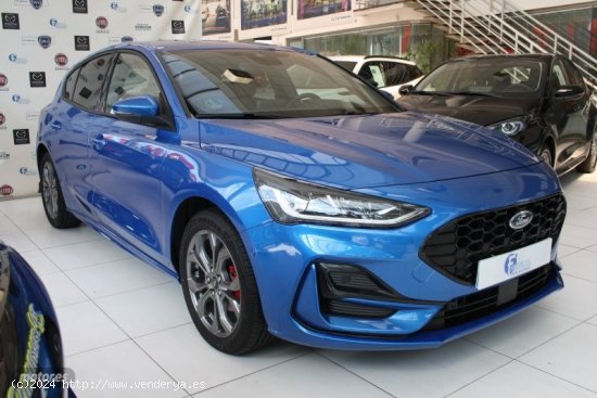 Ford Focus FOCUS 1.0 MHEV  ST- LINE 5P de 2023 con 49 Km por 25.900 EUR. en Pontevedra